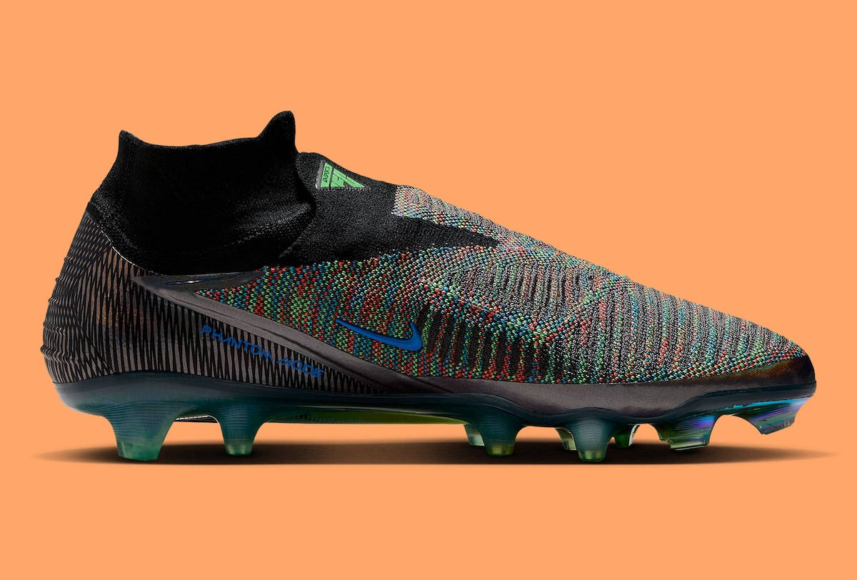 crampons de football Nike Phantom 6 High