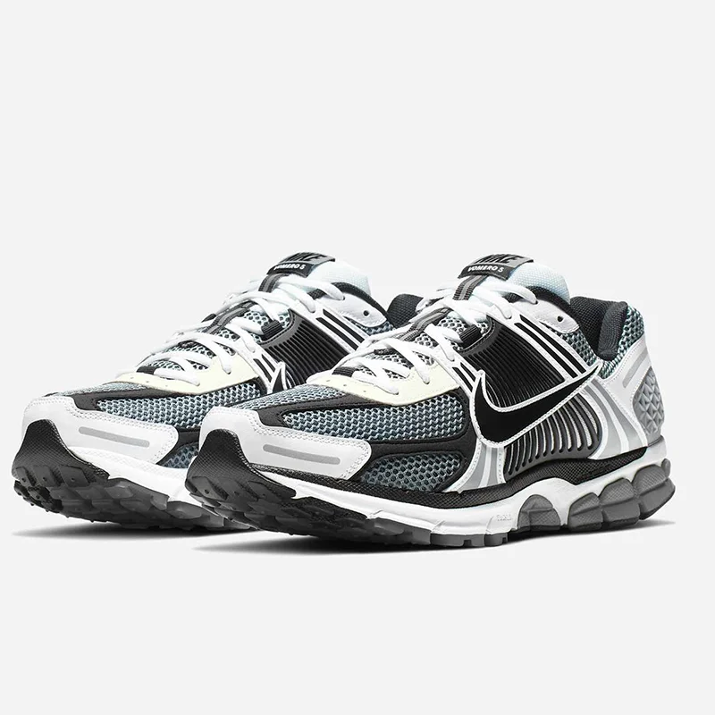 Nike Zoom Vomero 5