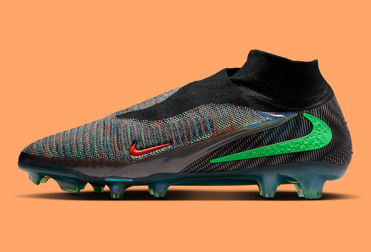 crampons de football Nike Phantom 6 High